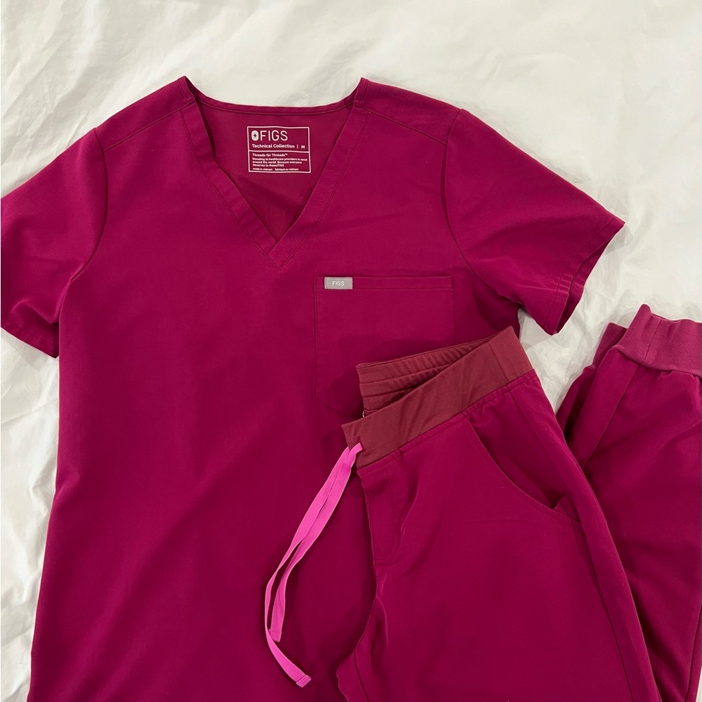 FIGS Women's Scrub Set - Dark Magenta